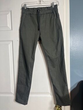 BEVY FLOG Charcoal Gray Drawstring Joggers